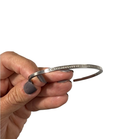 Michael Kors rhinestone silver thin cuff Bracelet - Picture 2 of 4